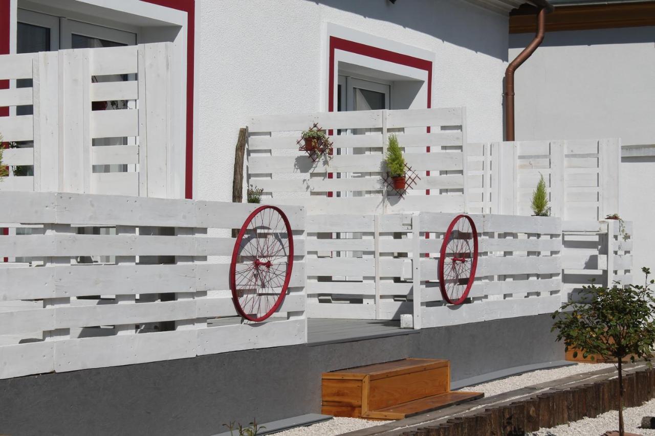 Ehm Resort Mesteri Екстер'єр фото