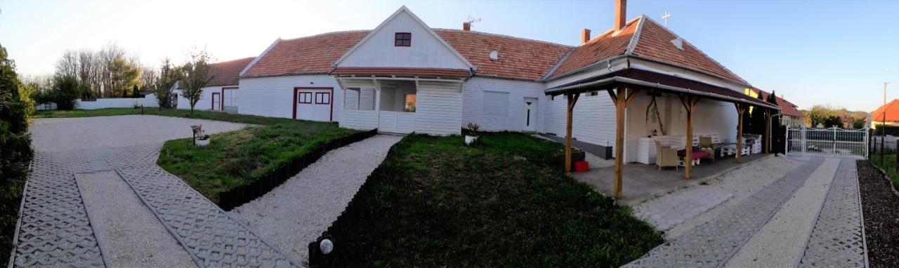 Ehm Resort Mesteri Екстер'єр фото